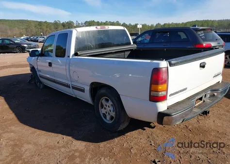 2002 Chevrolet Silverado 1500 Ls z USA, uszkodzony, nr VIN 2GCEC19V221168795
